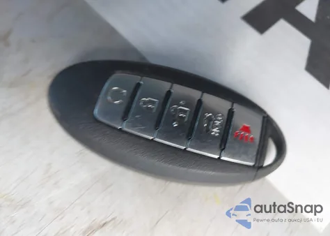 2016 Nissan Pathfinder Platinum/S/Sl/Sv z USA, uszkodzony, nr VIN 5N1AR2MM7GC652881